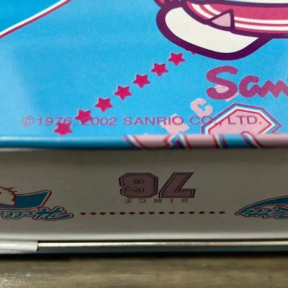 NIB Y2K Vintage 2002 Hello Kitty Cheerleader Watch and Clock Set in Keepsake Tin - Picture 8 of 8